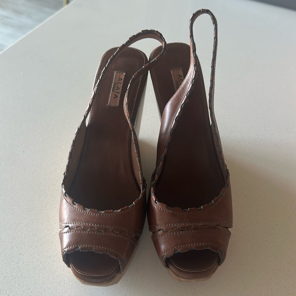 Alaïa Slingback Brown Leather Wedges